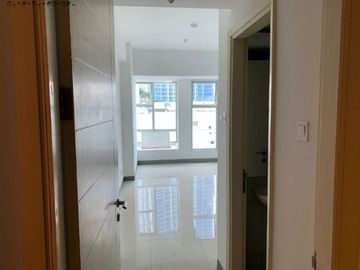 Apt. Anderson Connect Pakuwon Mall View city