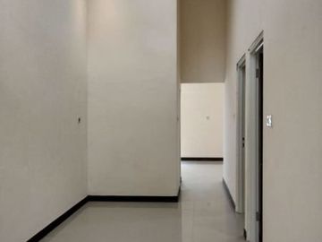 Rumah baruu Medokan rungkut 675 jt negooo