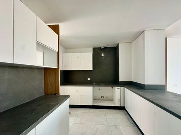 apartamento en venta en alto prado. Cod V12216