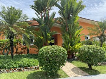 Casa en Venta- San Marino Ocean Front
