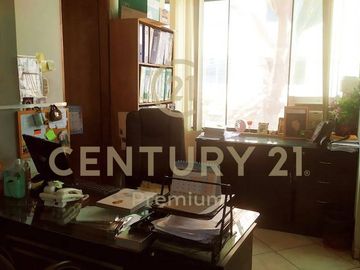 ALQUILO AMPLLIAS OFICINAS AV.LOS PLATINOS LOS OLIVOS 210 m2