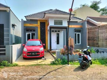 Rumah selangkah ke keramaian lokasi belakang pasar Ace Mijen Semarang Barat