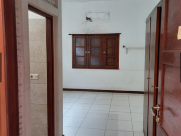 Rumah Hitung Tanah 600m² Strategis Di Bintaro Jaya Sektor 7 (EA)