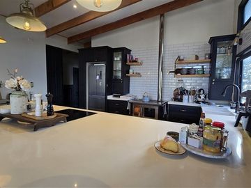 Casa en venta de 4 dorm. en Calbuco