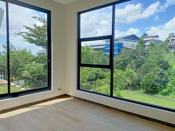 EXCLUSIVE Rumah 3LT View Kota Bandung di Dago Cigadung CASH Only 3Man