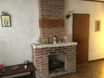 Castelar Norte  Amplio duplex   Apto credito