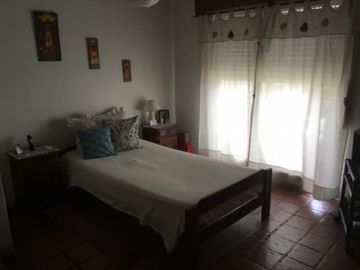 Castelar Norte  Amplio duplex   Apto credito