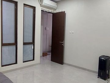 Dijual Rumah Bagus Siap Huni Harga Menarik Di Graha Raya