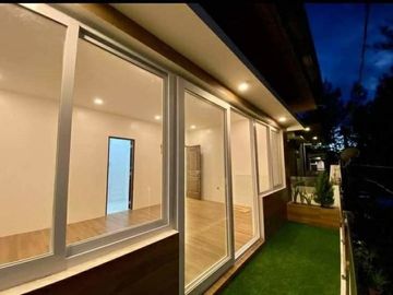 5 Bedrooms HOUSE and LOT FOR SALE in Greenwoods Executive Village, Pasig City