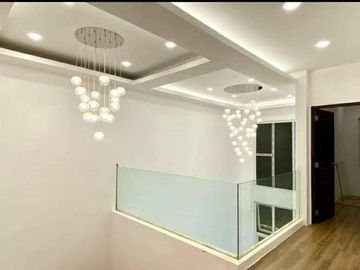 5 Bedrooms HOUSE and LOT FOR SALE in Greenwoods Executive Village, Pasig City