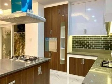 5 Bedrooms HOUSE and LOT FOR SALE in Greenwoods Executive Village, Pasig City