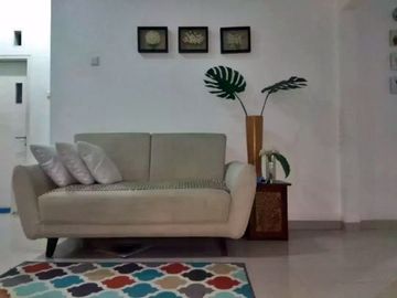 Rumah Cantik di Cisaranten Arcamanik Dekat Antapani