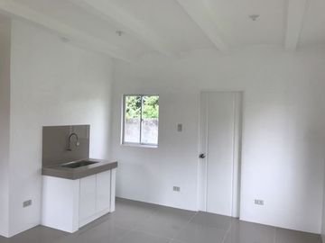 House and Lot For sale in Bacoor Cavite (Immediate Turnover)