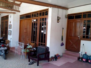 Rumah Hoek Siap Huni di Taman Cibaduyut Indah