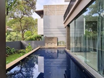 DIJUAL RUMAH MODERN di Jl PERMATA HIJAU, KEBAYORAN LAMA, JAKSEL