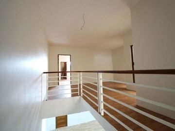 4 BR House in Teachers Villg for sale at 21.8M PH2041