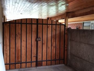Casa en venta Villa Sta Elena de Maipo.en Temuco, 4 dormit.