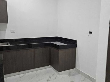 Casa (2P + 4 R) en Privada Morera en Cholul