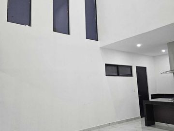 Casa (2P + 4 R) en Privada Morera en Cholul
