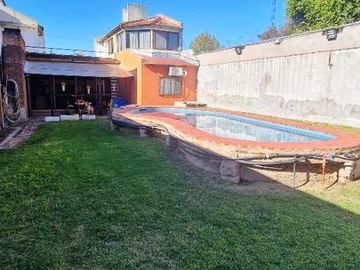 Casa en venta en Lanus Oeste