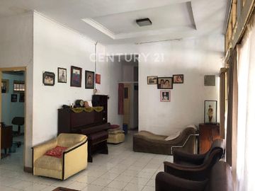 Rumah Tinggal Dekat RS Persahabatan Cipinang Jakarta S9621