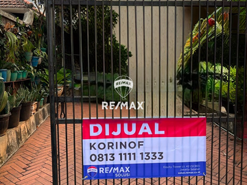 DIJUAL RUMAH TUA HITUNG TANAH SAJA DI PEJOMPONGAN RAYA JAKARTA PUSAT