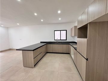 Casa en Venta en Cumbres Elite Premier con terraza en García