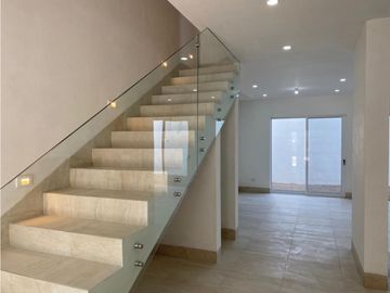 Casa en Venta en Cumbres Elite Premier 4 hab en García