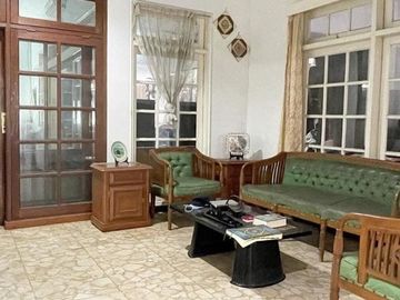 Rumah second 2 lt 13 M di Cilandak Jak Sel