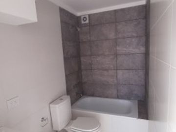 2 ambientes en dos plantas/ Con terraza,Balcon  y cochera