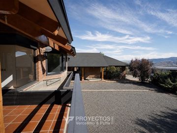 Casa en venta de 5 dorm. en Lo Barnechea