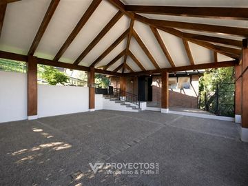 Casa en venta de 5 dorm. en Lo Barnechea