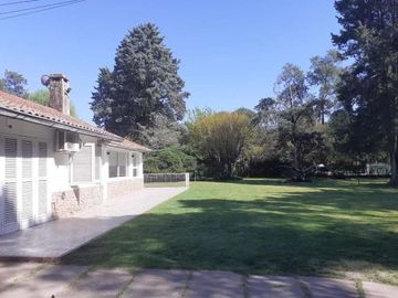 Casa en venta en Parque Leloir