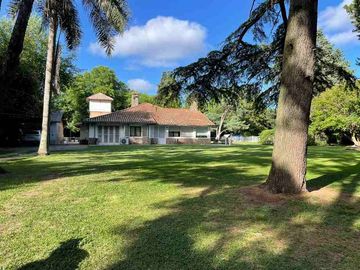 Casa en venta en Parque Leloir