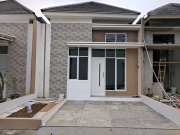 Rumah asri nyaman dalam cluster 2 lantai 800 jt an di Pasir Putih Depok (tres