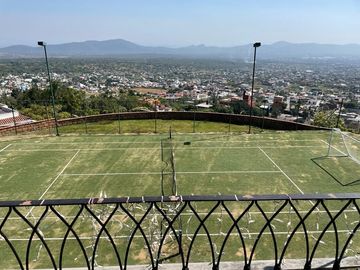 Casa en Fraccionamiento en Ahuatepec, Cuernavaca, Morelos CAEN-Te-822-Fr*