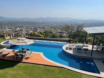 Casa en Fraccionamiento en Ahuatepec, Cuernavaca, Morelos CAEN-Te-822-Fr*