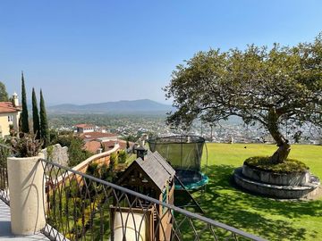 Casa en Fraccionamiento en Ahuatepec, Cuernavaca, Morelos CAEN-Te-822-Fr*