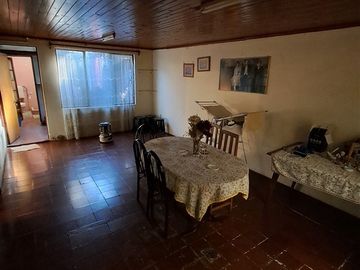 Casa en venta de 6D a pasos del centro, alameda, clínicas et