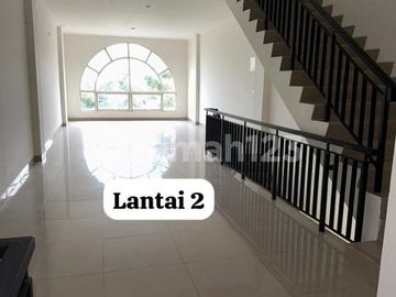 disewakan Ruko Golf Island PIK luas 4,5x15 kosongan 5 Lantai