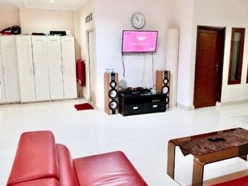 Rumah Karang Tengah Perumahan Cantik Strategis