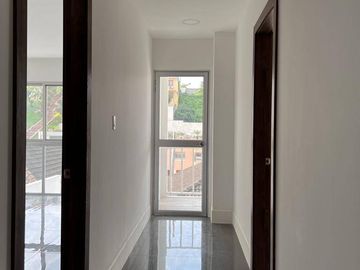 VENTA CASA ESTRENO CEIBOS NORTE 4DORM ACABADOS ELEGANTE MODERNOS