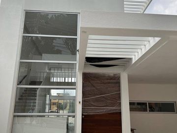 VENTA CASA ESTRENO CEIBOS NORTE 4DORM ACABADOS ELEGANTE MODERNOS