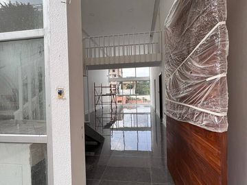 VENTA CASA ESTRENO CEIBOS NORTE 4DORM ACABADOS ELEGANTE MODERNOS