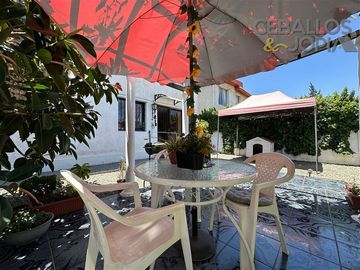 Casa en venta de 6 dorm. en Villa Alemana