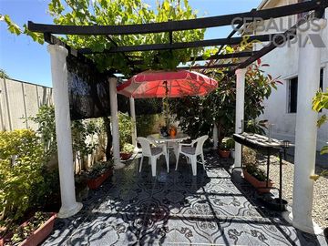 Casa en venta de 6 dorm. en Villa Alemana