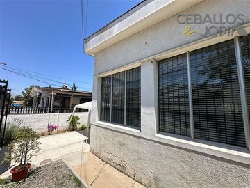 Casa en venta de 6 dorm. en Villa Alemana