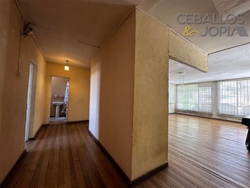 Casa en venta de 6 dorm. en Villa Alemana