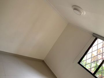 apartamento en venta en urbanización la nueva base. Cod V5878