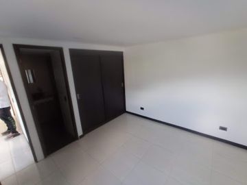 VENTA de APARTAMENTO en BELLO